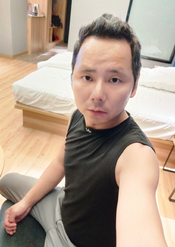 爱远的要命的第一张照片--舟山残疾人相亲网