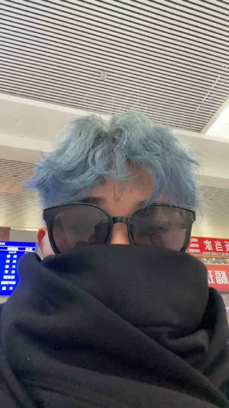 平行线的第一张照片--舟山残疾人相亲网